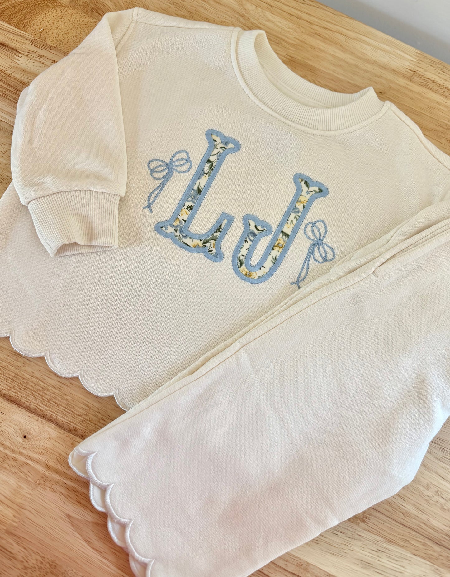 Girls Scalloped Sweatsuit